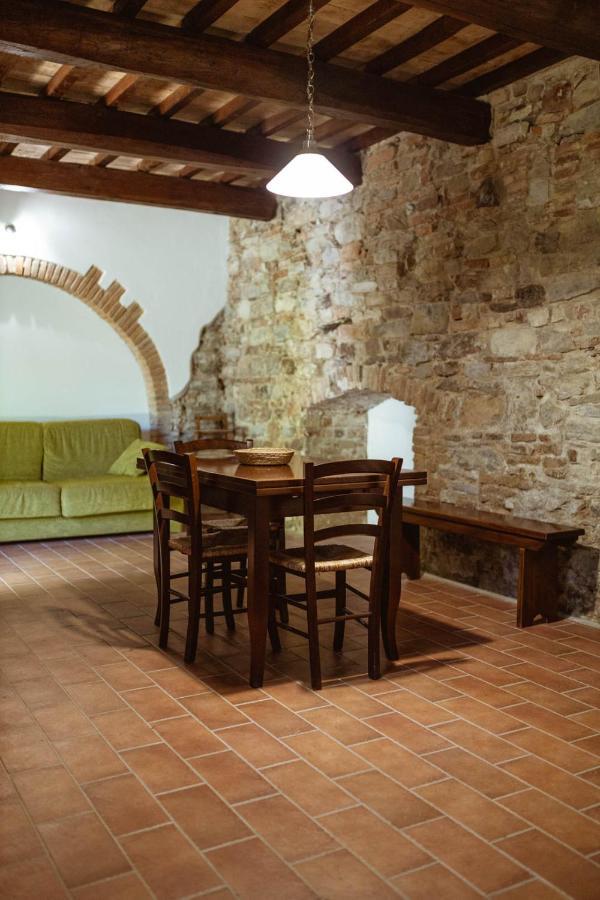 Agriturismo Le Radici Umbertide Bagian luar foto