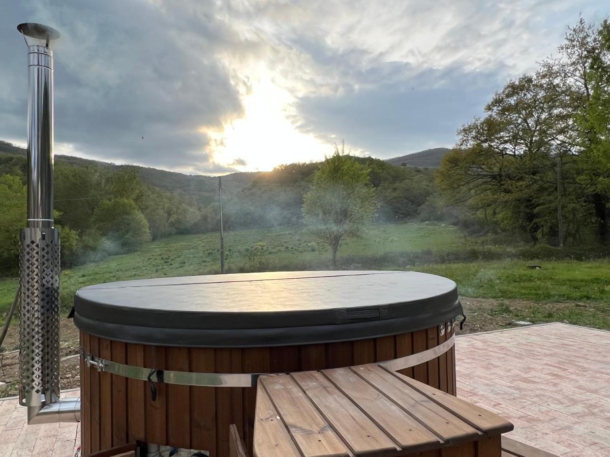 Agriturismo Le Radici Umbertide Bagian luar foto